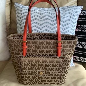 Michael Kors Signature Tote